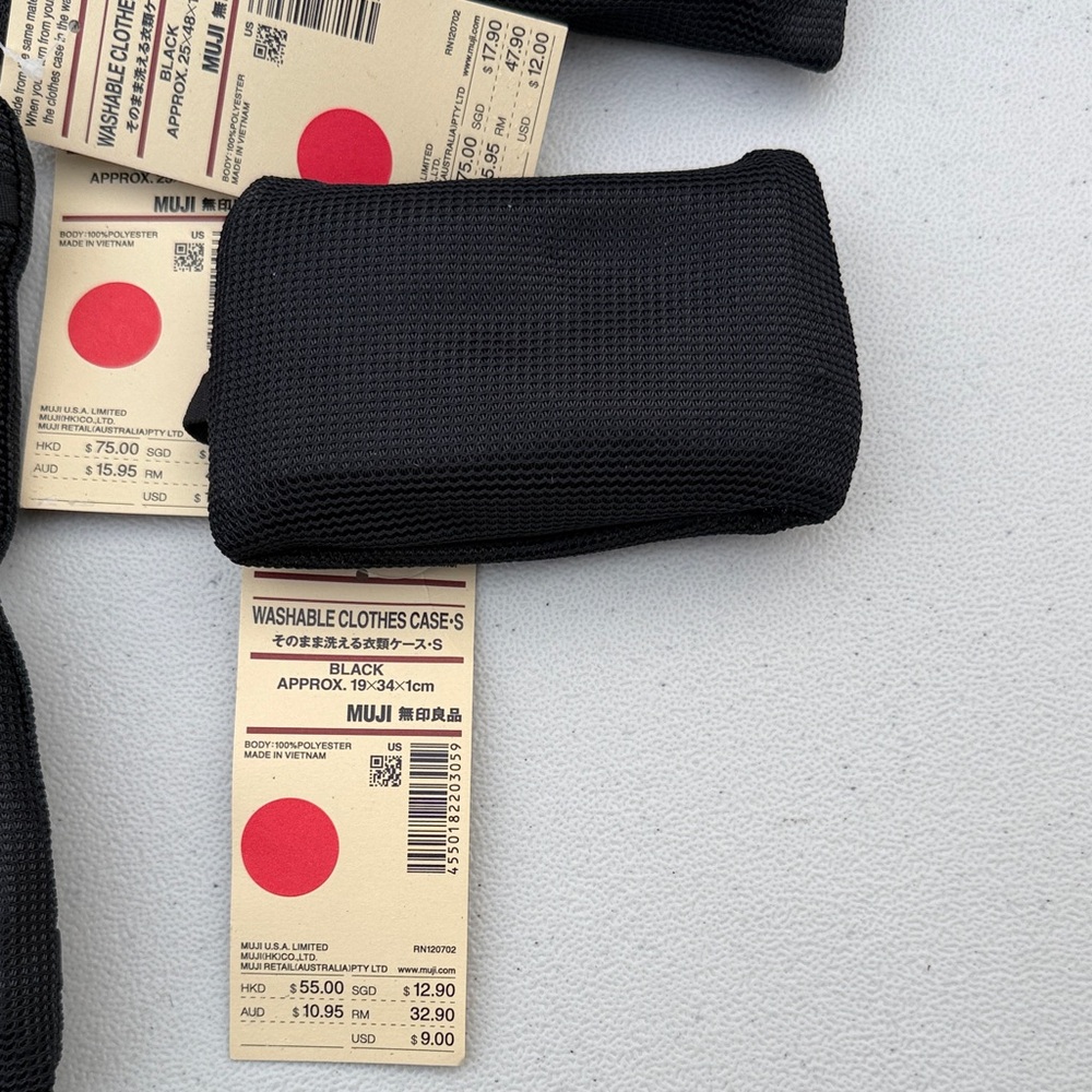 Muji Black Mesh Pouches Set of 6 - Picture 3 of 7